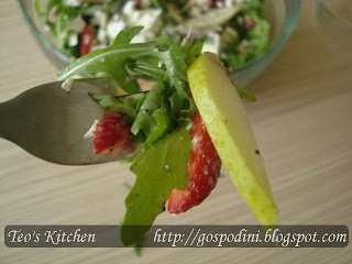 Salata de rucola si capsuni