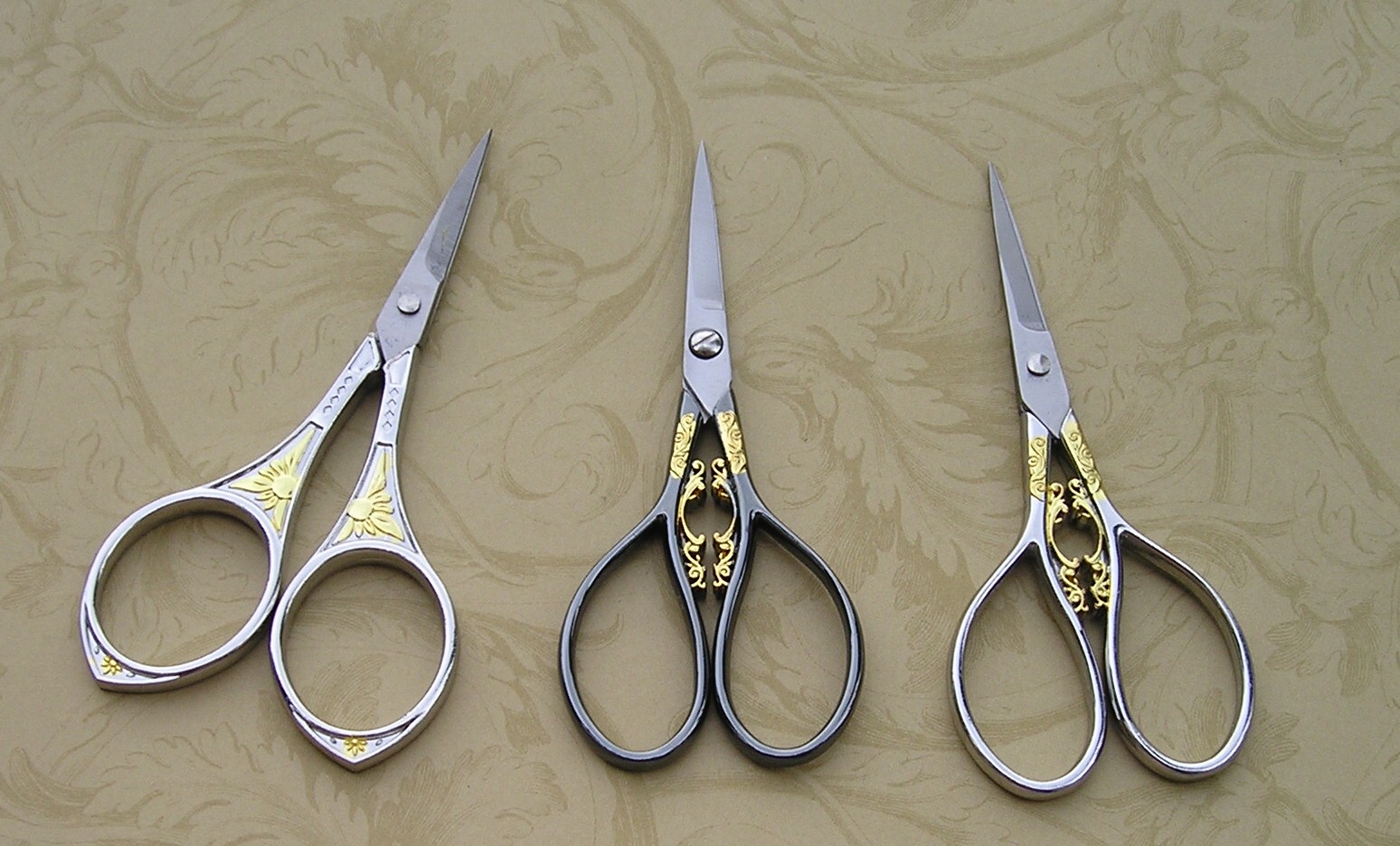 Anita's Little Stitches Anita's Unique Scissors Collection, new