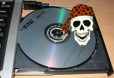 [CD-copia-pirata-np.jpg]