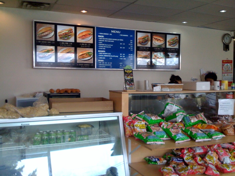 Fortune Food Palace Ba Le Deli & Bakery