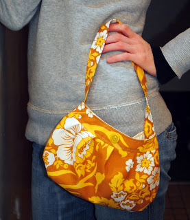 Buttercup Bag - the perfect bag pattern? So Sew Easy