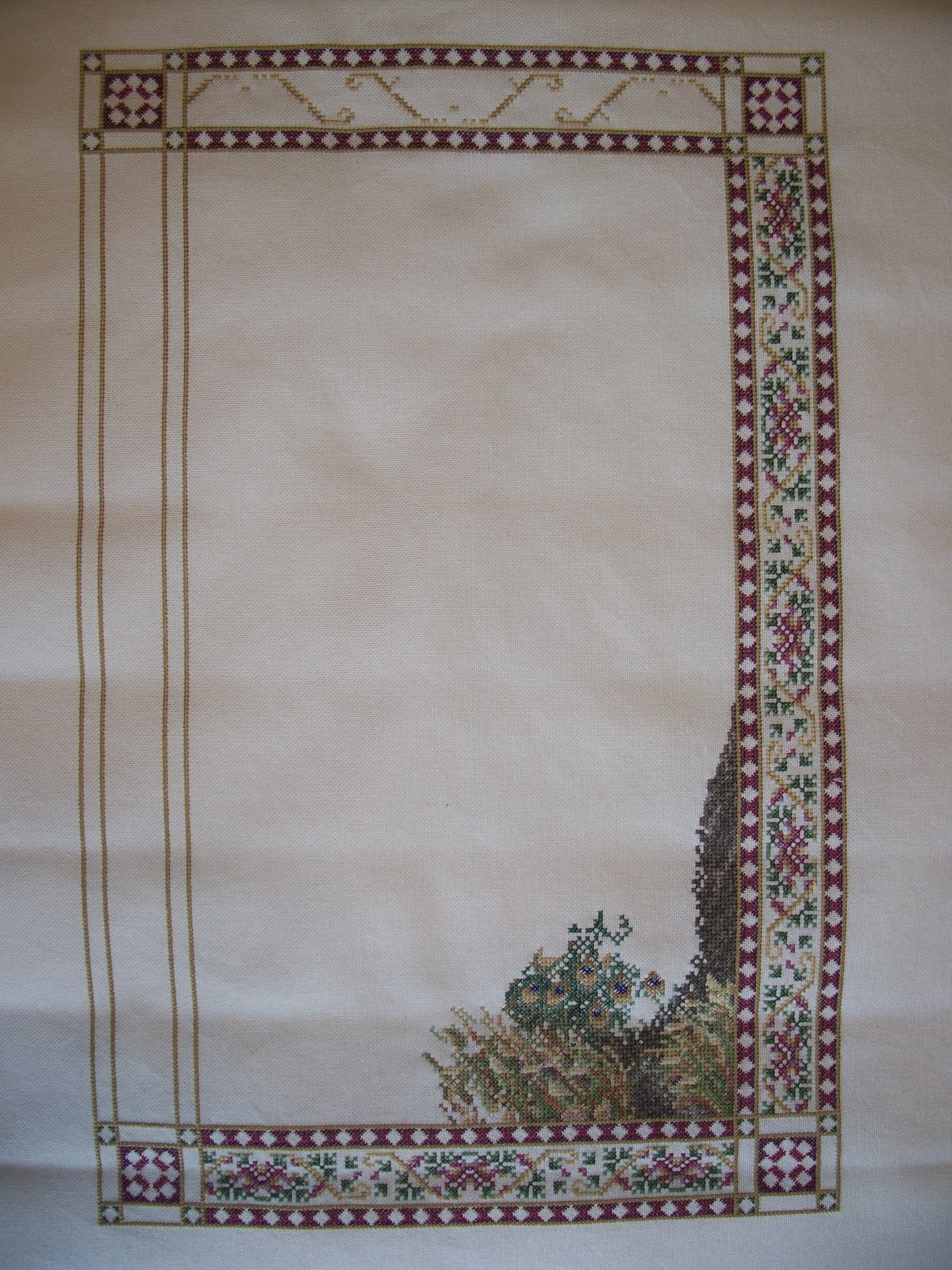 [Peacock+Tapestry+WIP+041308+entire.jpg]