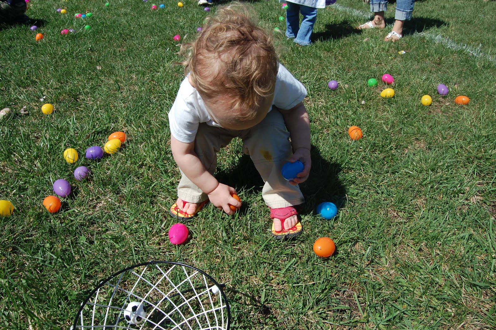 Rardin Family Church Easter egg hunt