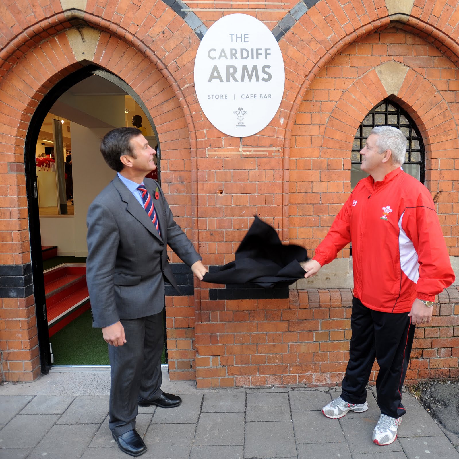 [CDF_Cardiff_Arms_Store03.JPG]