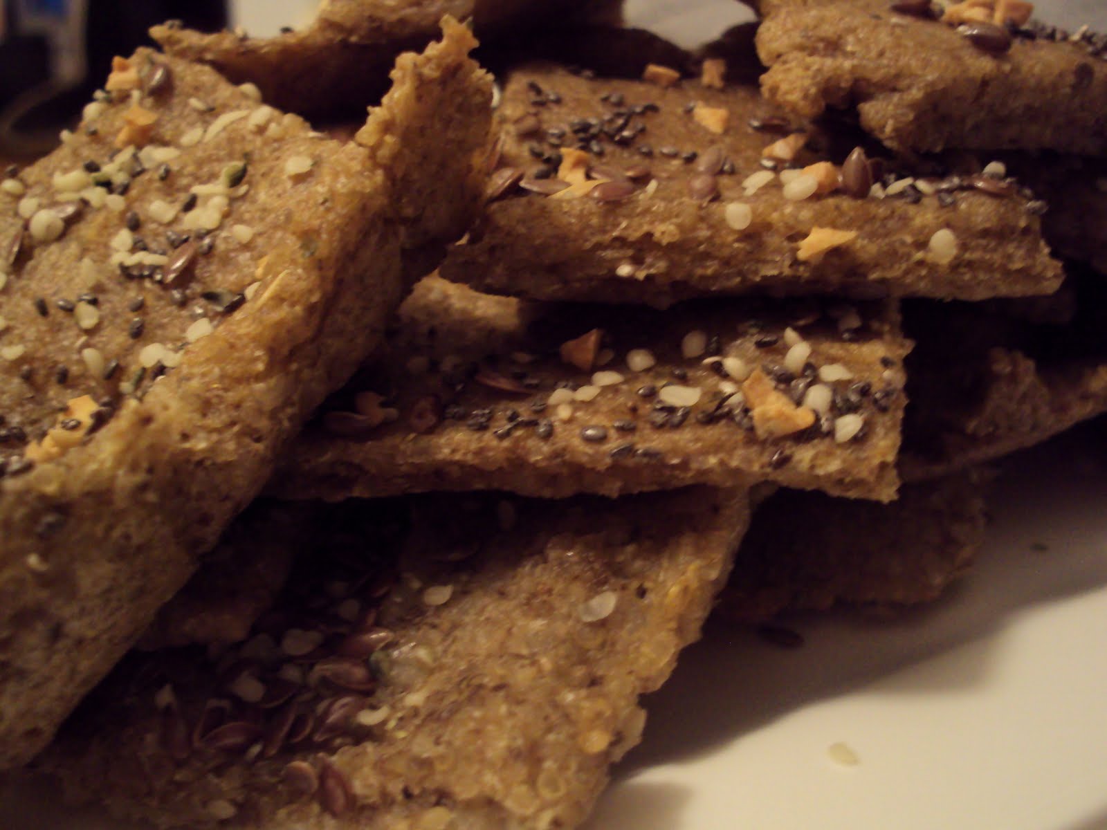 The Little Health Monster + Pregnancy! Homemade crackers! Veggie