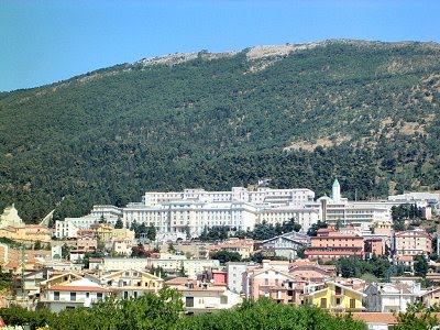 [San+Giovanni+Rotondo.jpg]