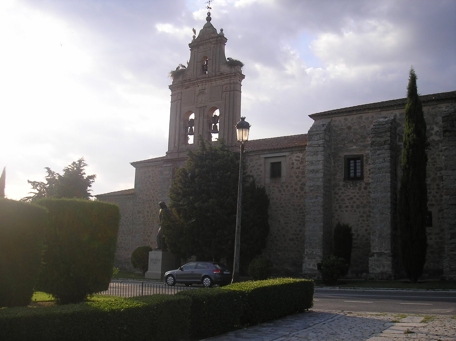 [Convento+de+la+Encarnacion.jpg]