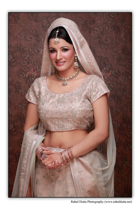 Beautiful Sara Dhillon Miss India 2010 Finalist Portfolio Pics - HOT DESI GIRLS PHOTOS - Famous Celebrity Picture 