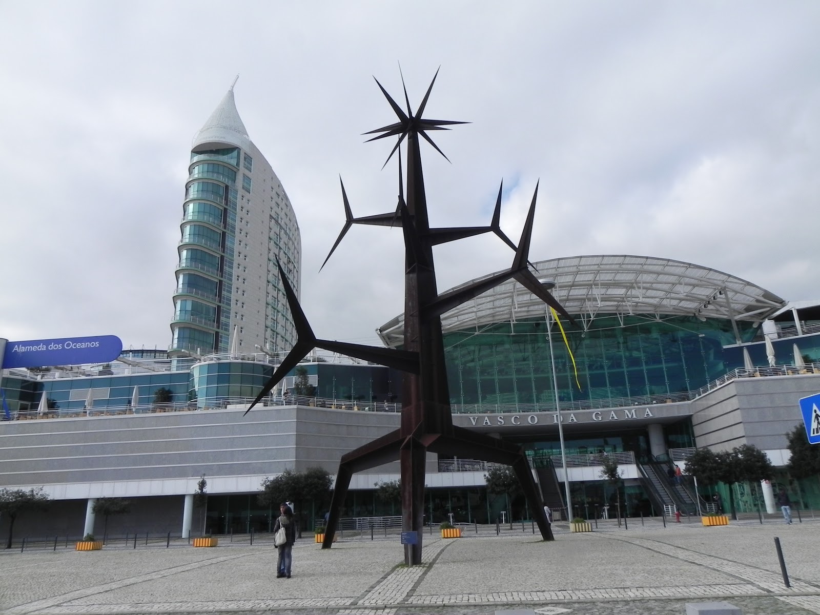 Traveling on a Budget with Debbie Lisbon Expo 98