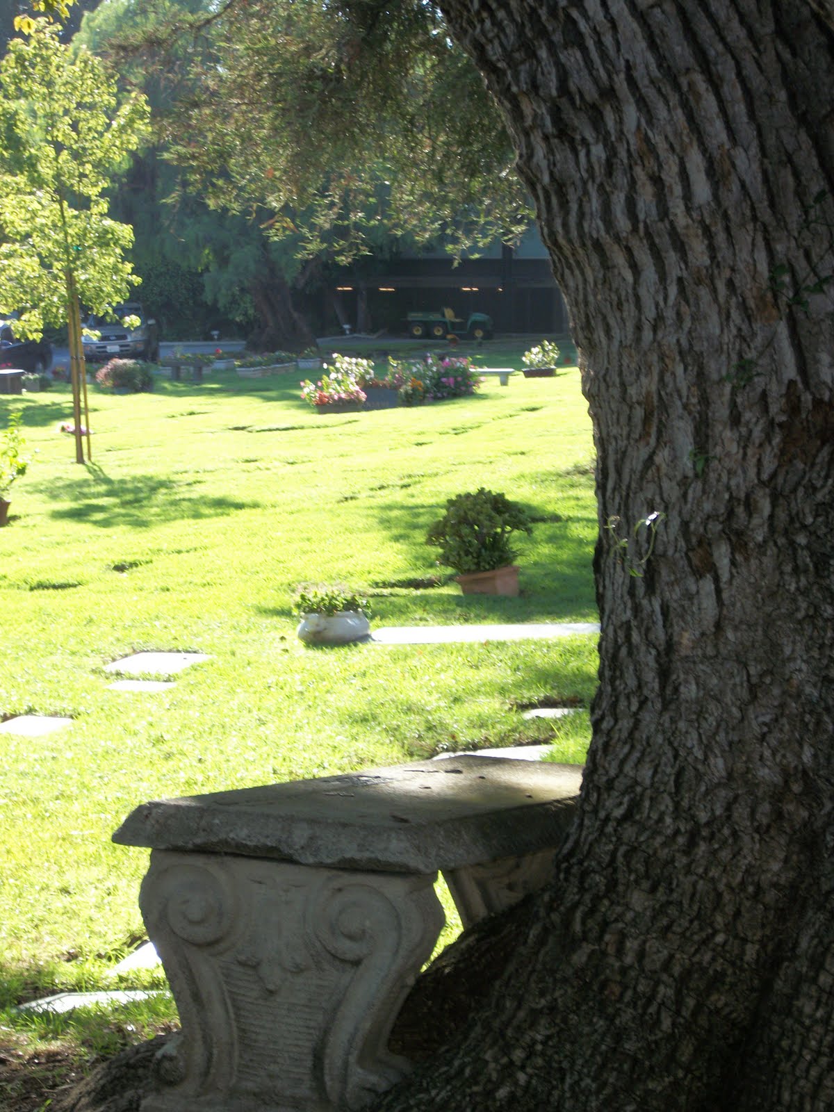 35 in 52: Discovering the real Los Angeles: Marilyn's grave at Westwood ...