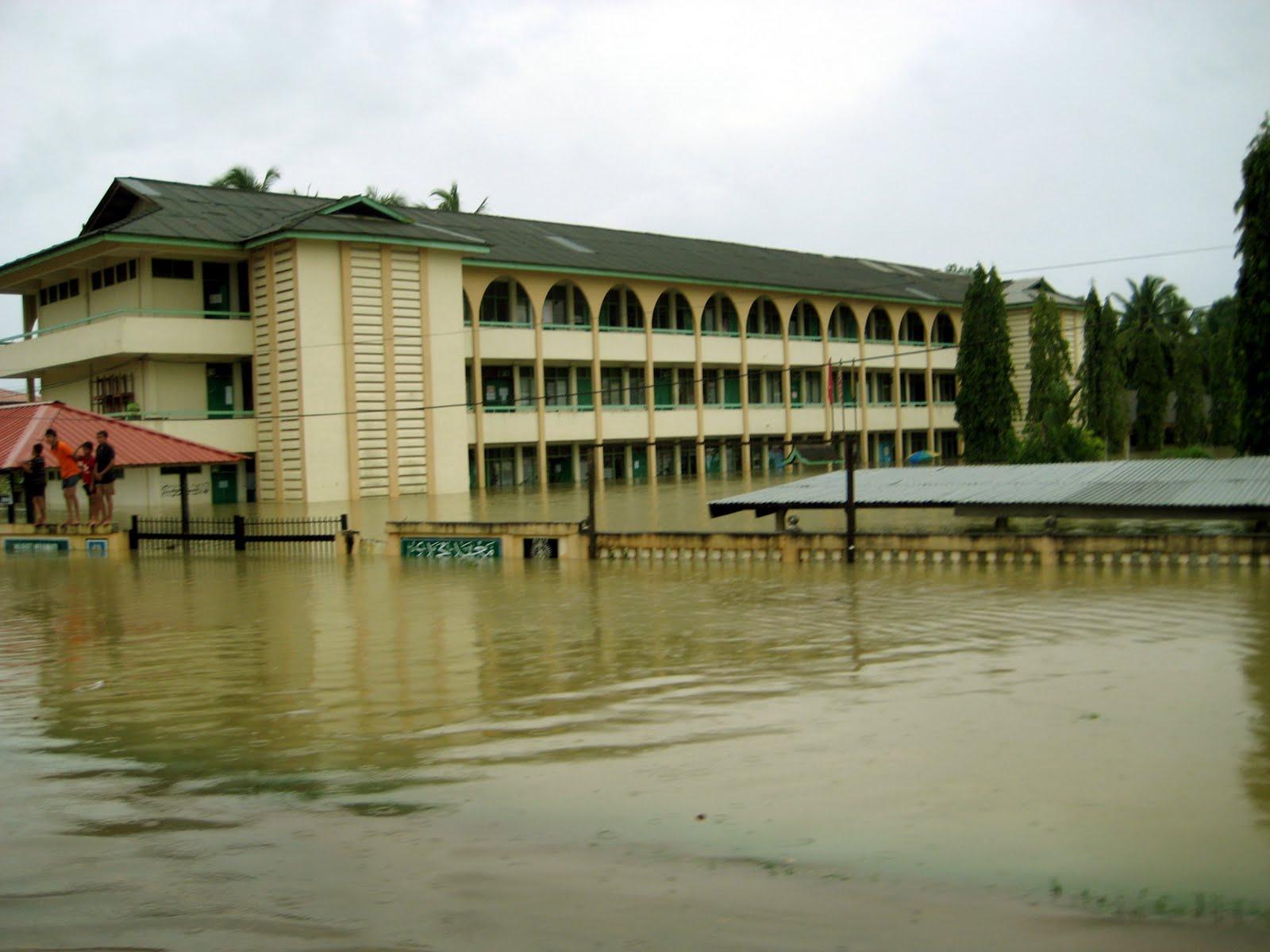 MOUNTDWELLER: Banjir Di Rantau Panjang
