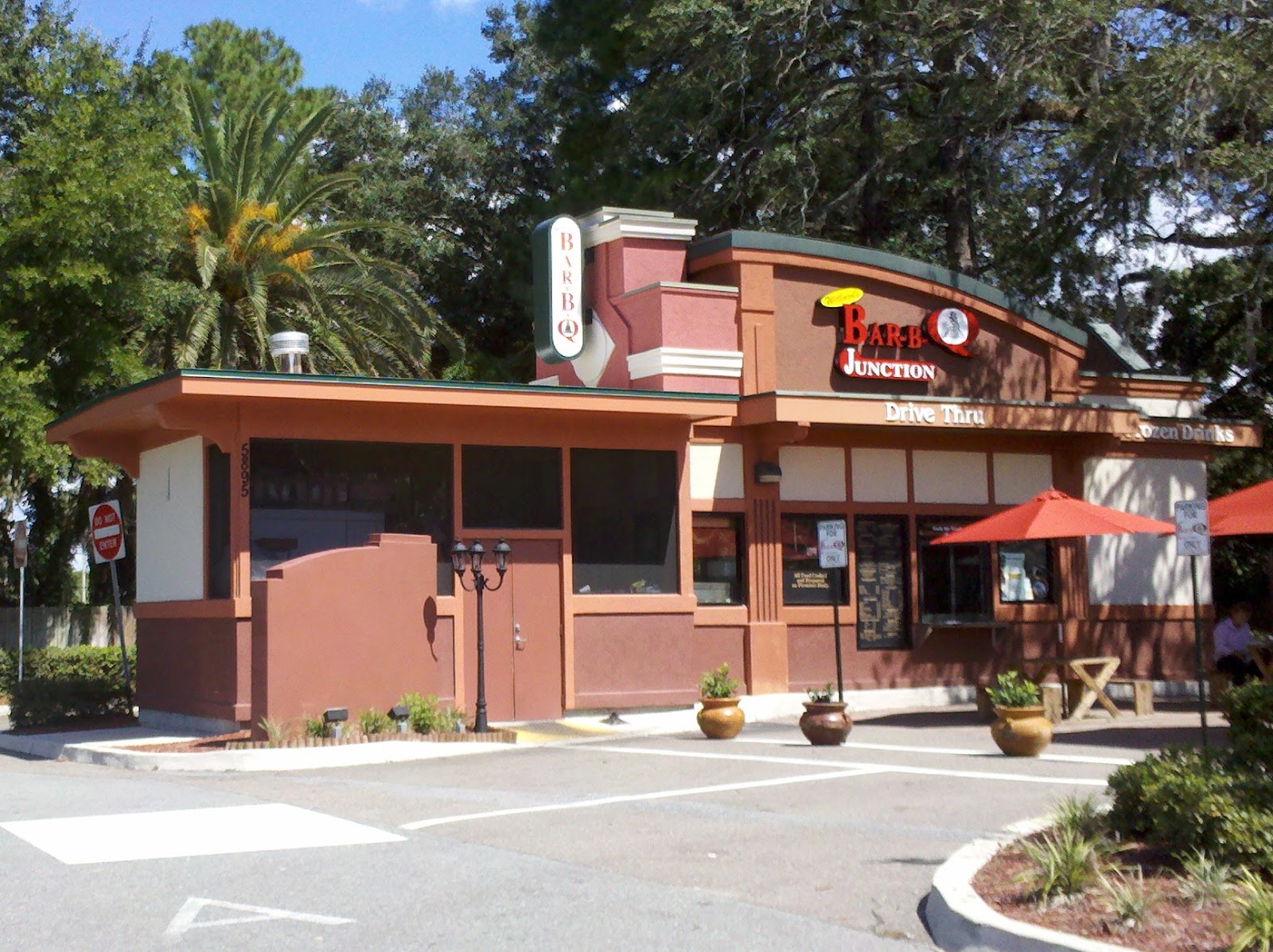 Smoked Pig and Sweet Tea Willard's BarBQ Junction, Jacksonville, FL