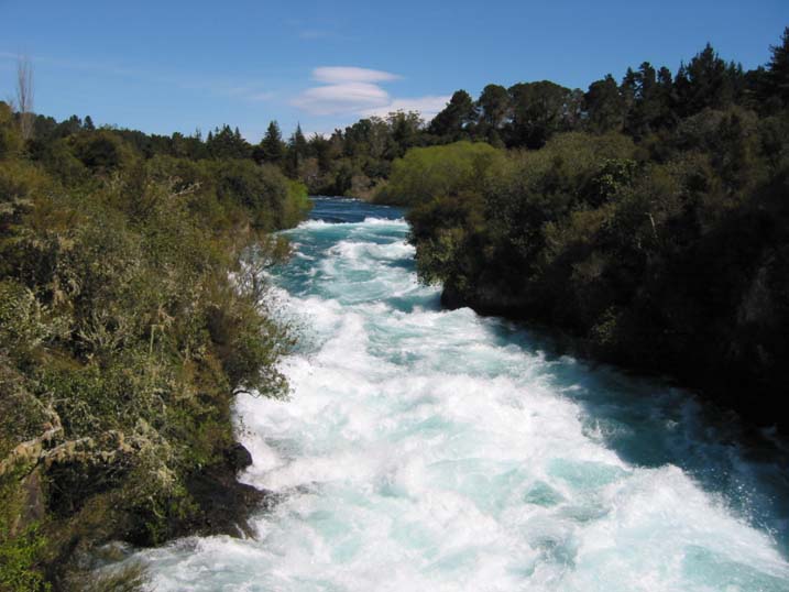 [Huka_falls_Waikato_River.jpg]