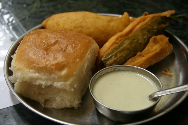 NATIONS HABITS: Breakfast in India