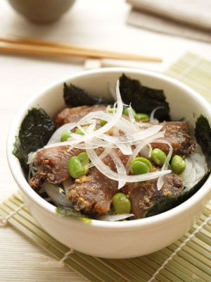 [080413-SpringBonitoBowl.jpg]