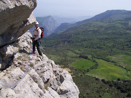 via alpinistica su Timpa di Cassano. Comune di Civita (çifti)
