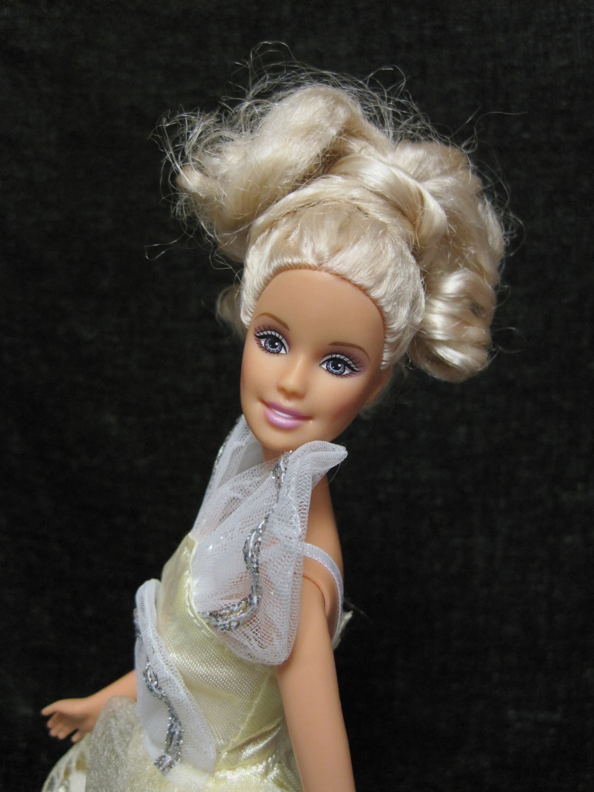 Never Grow Up A Mom's Guide to Dolls and More Craigslist Christmas