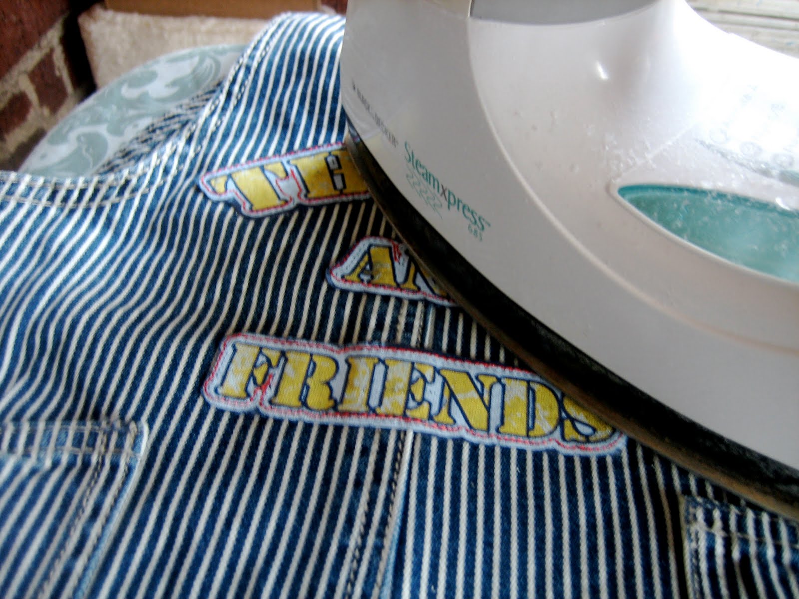 Easy NoSew Applique Tutorial The Cottage Mama