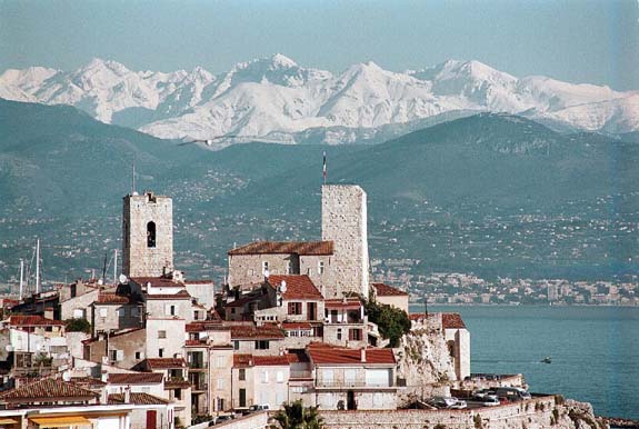 Antibes and the Alpes