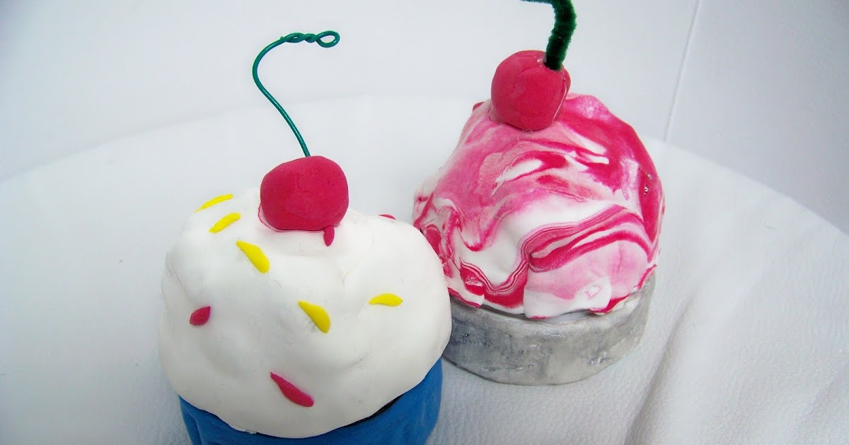 Library Arts: Cute Cupcake Containers