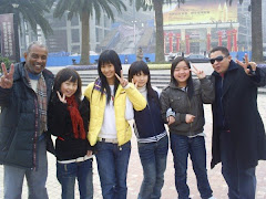 PRESIDENTE DA FORÇA SÃO PAULO E JOSÉ ANTONIO COM A JUVENTUDE CHINESA.