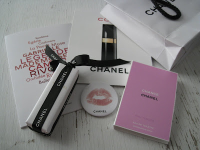 Plus Size Kitten: Chanel Rouge Coco Roadshow and Freebies