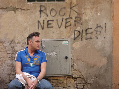 [morrissey_rock.jpg]