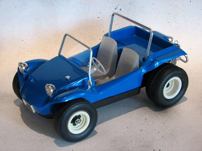 MOLDED BLUE DUNE BUGGY