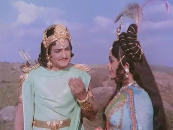 Daana Veera Soora Karna (1977)