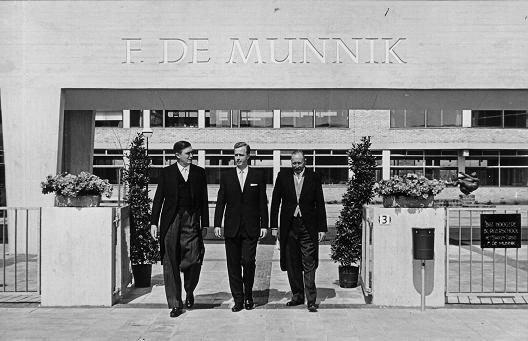 Officiële opening van het Atheneum F. de Munnik op 26 april 1968
