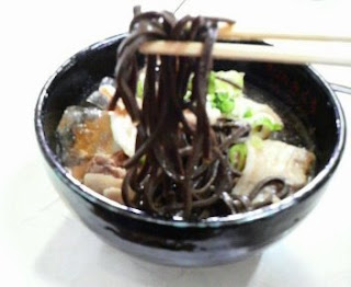 山形名物、冷たい肉そばを食べました。