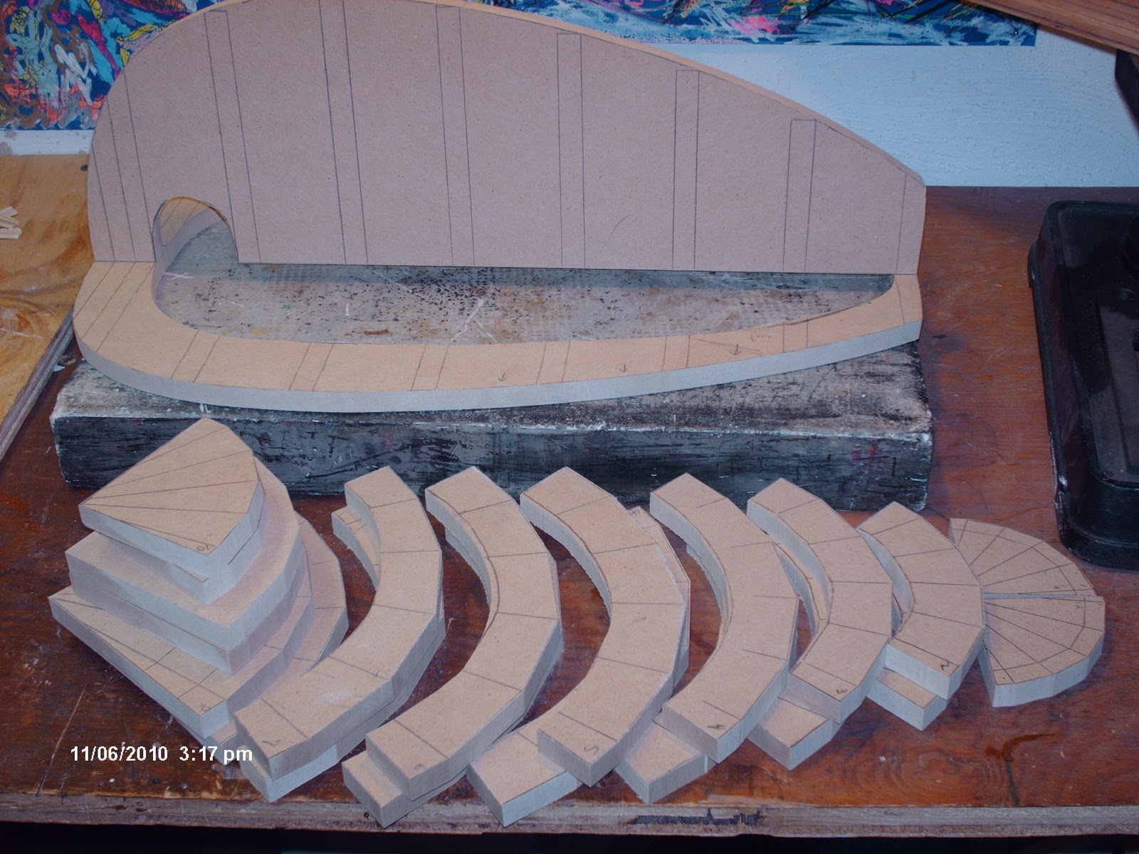 Baroque Lute Building Bach or Bust Built a second mold of MDF,MADE A
