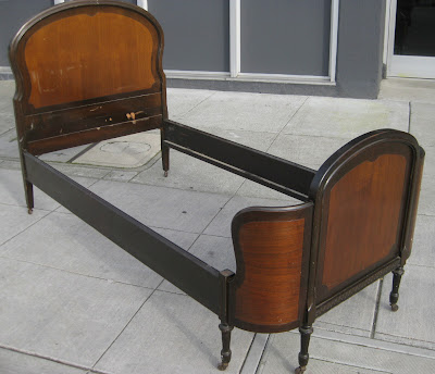 UHURU FURNITURE & COLLECTIBLES: SOLD - Antique Mahogany Twin Bed Frame