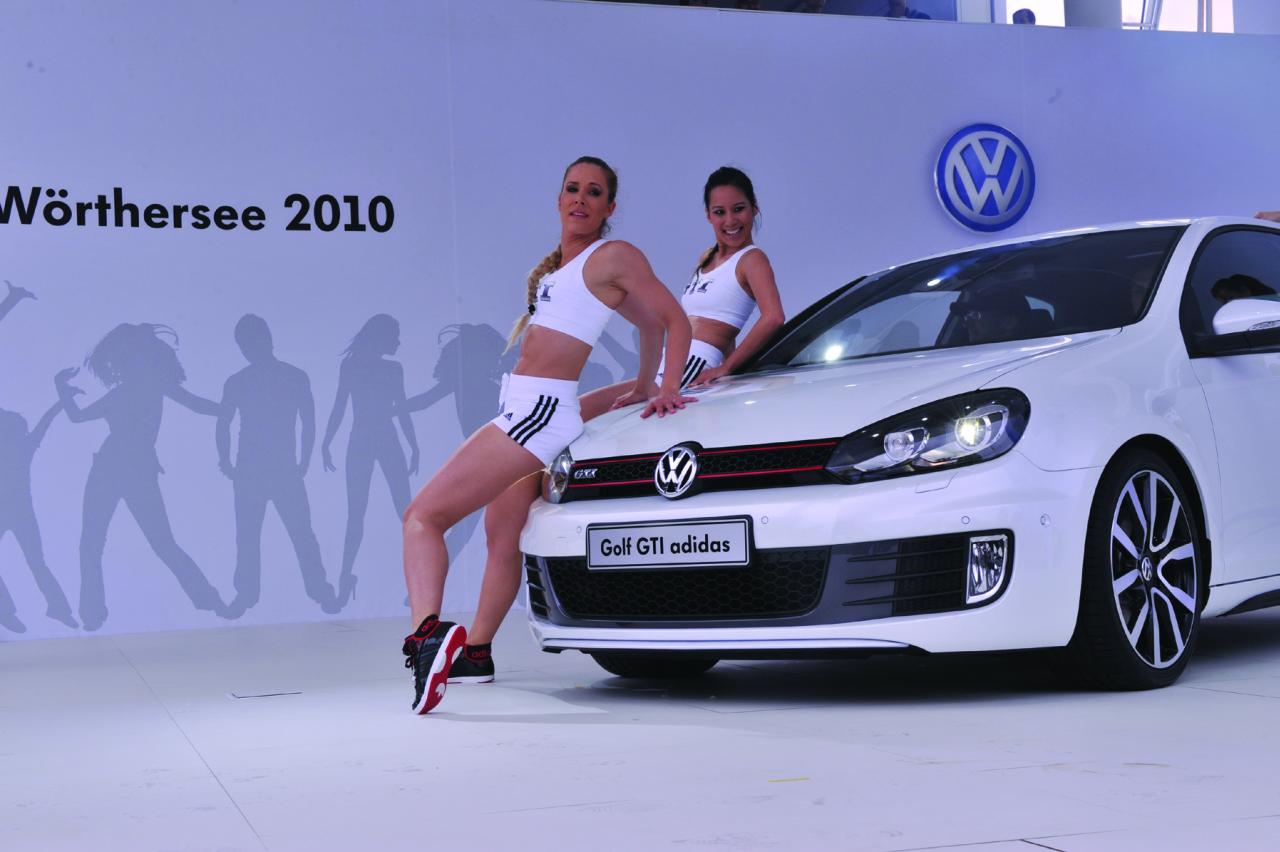 cavidad Sermón cera Revista Coche: Volkswagen presenta su Golf GTI Adidas edición