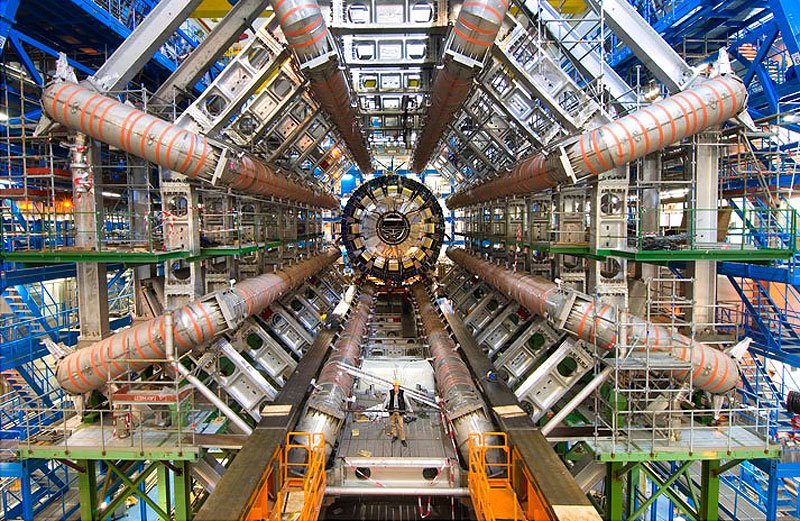 [LHC.jpg]
