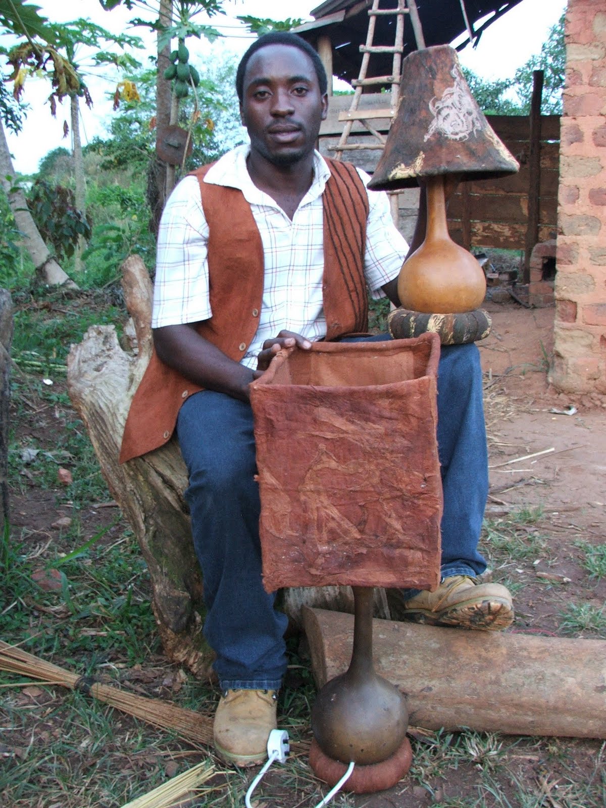 Dewe, Uganda Bark Cloth