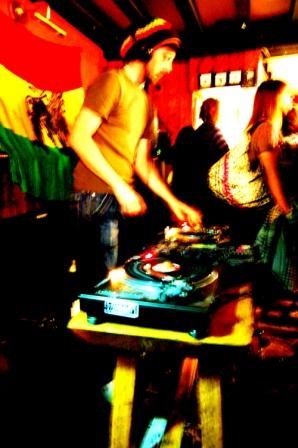 [Copy+of+new+092.jpg]