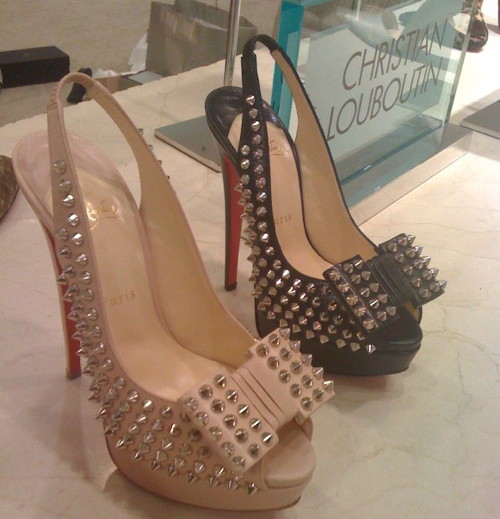Shoe Lover's United: Christian Louboutin Clou Neoud