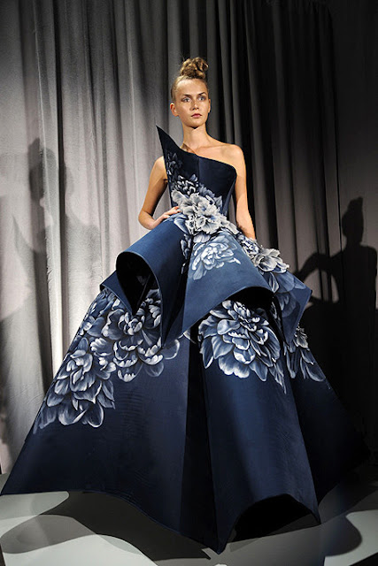 Smartologie: More fashion eye candy: Dior and Marchesa Spring ...
