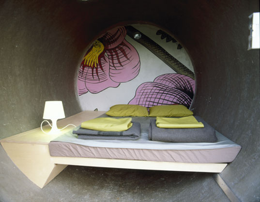 [pipe+hotel+interior.jpg]