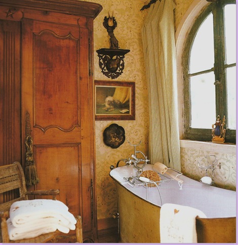 [charming+bathroom.jpg]