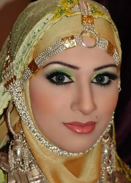 WANITA ARAB ADALAH TERCANTIK DI DUNIA BERTINDAK WANITA ARAB ADALAH TERCANTIK DI DUNIA BERTINDAK