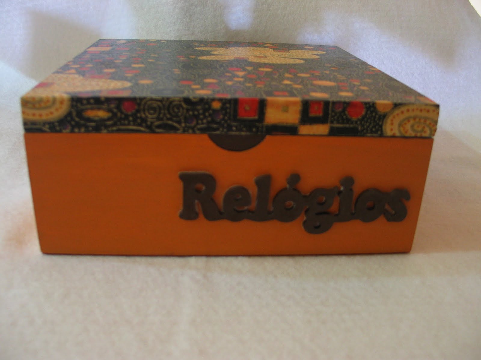 [Caixa+bijus+2a.JPG]