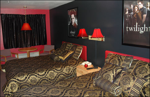 [pacificinn_room.jpg]