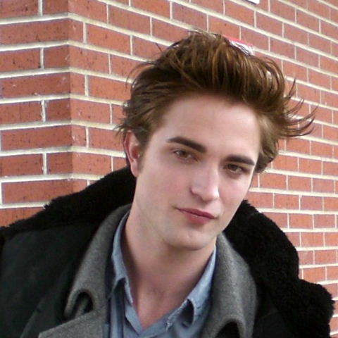 [pattinson_as_edward_cullen-12192.jpg]