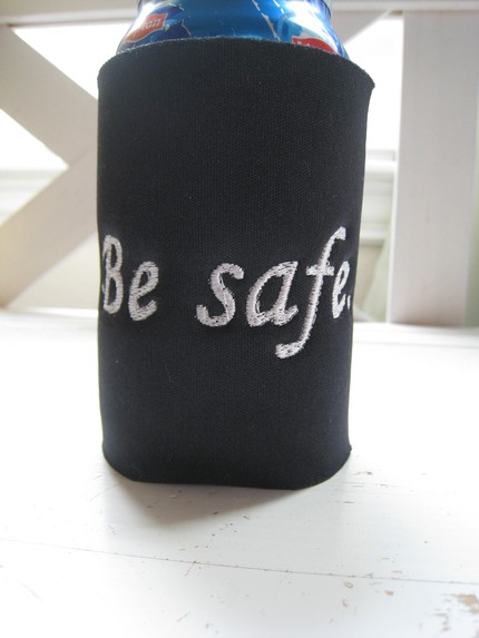 [be+safe+cozy+diehardtwilighter+etsy.jpg]
