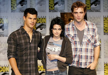 [alg_twilight_cast.jpg]