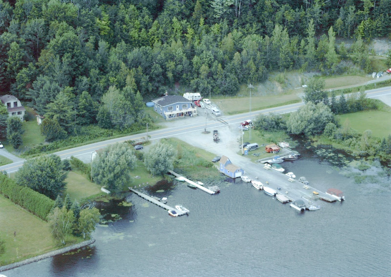 bateau du québec Marina fitchbay, Port de plaisance de FitchBay.