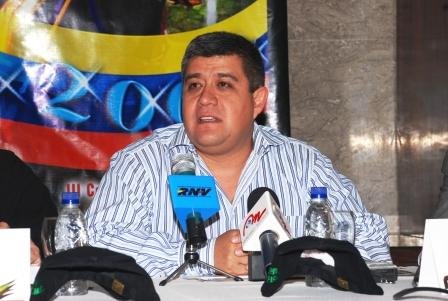 [LUIS+CHACÓN.jpg]