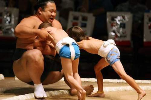 sumo-fighters-www.ritemail.blogspot.com-07.jpg